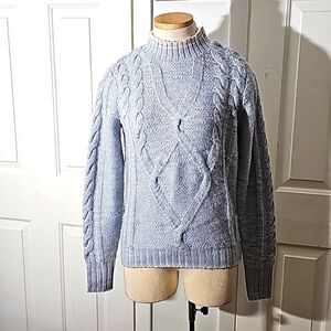 La Vie Rebbeca Taylor ice blue 100% lane wool. Size medium.  Super soft.